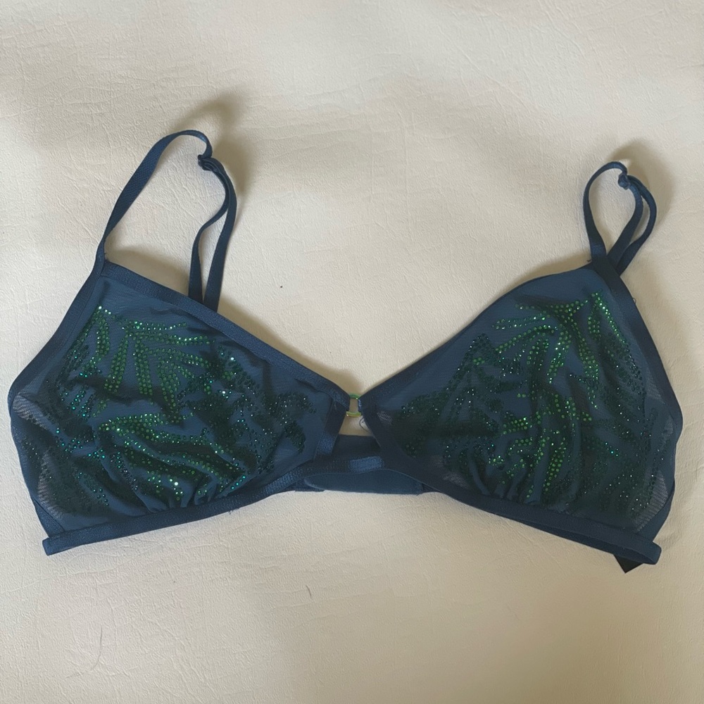 Victoria secret bra
